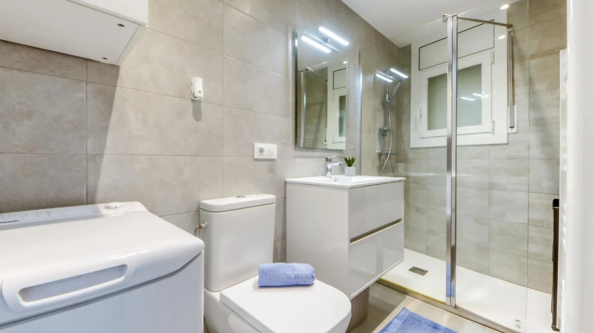 Apartment Las Palmeras By Interhome Roses